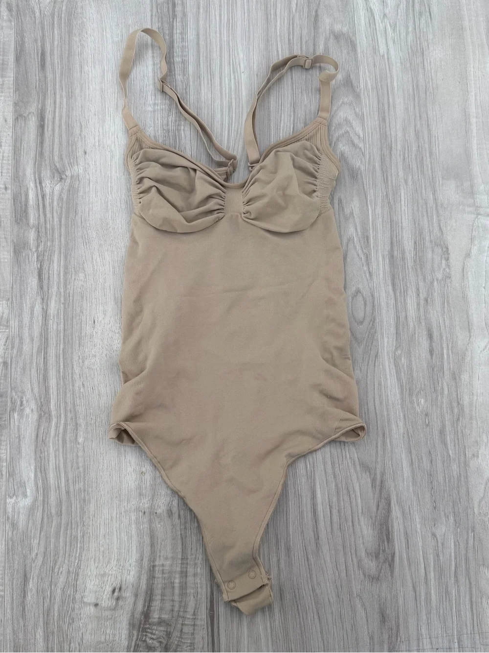 SKIMS Seamless Sculpt Bodysuit Nude XL
